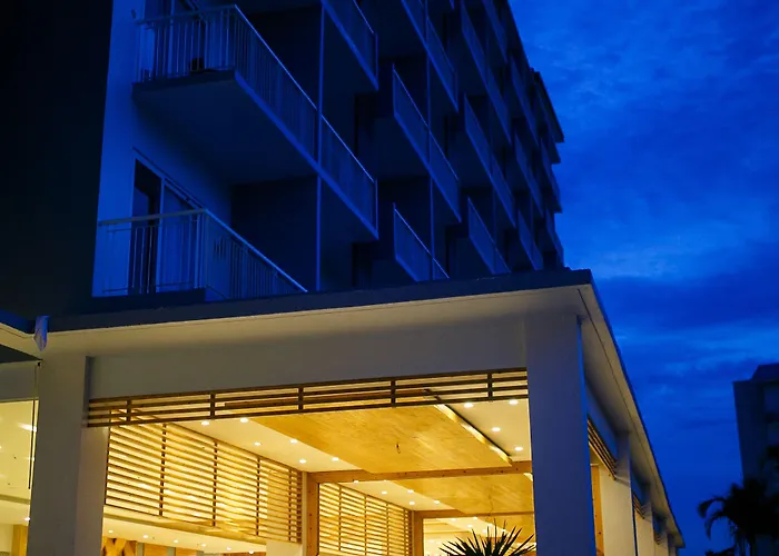 Solea Mactan And Waterpark 4*